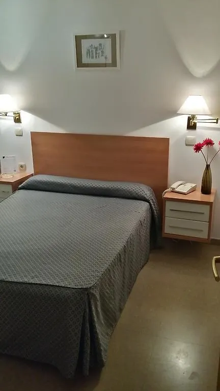 Hotel El Paraiso Caleta De Velez
